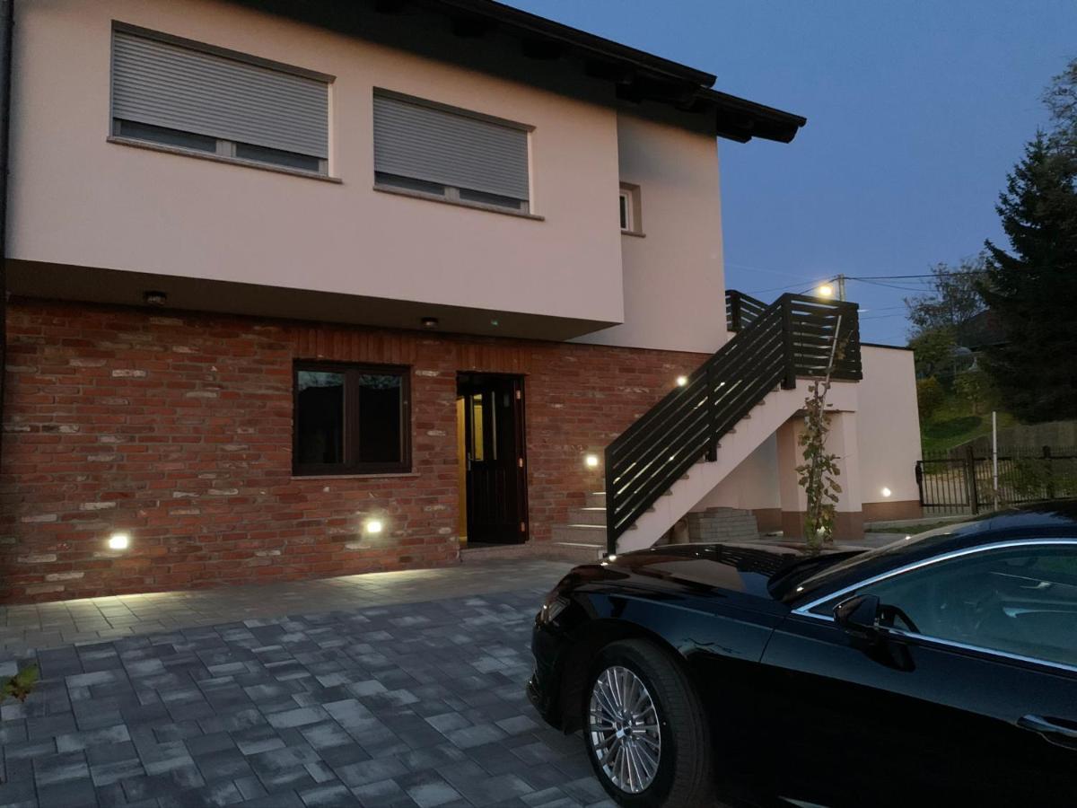 Апартаменты Apartman Grc Dugo Selo Экстерьер фото