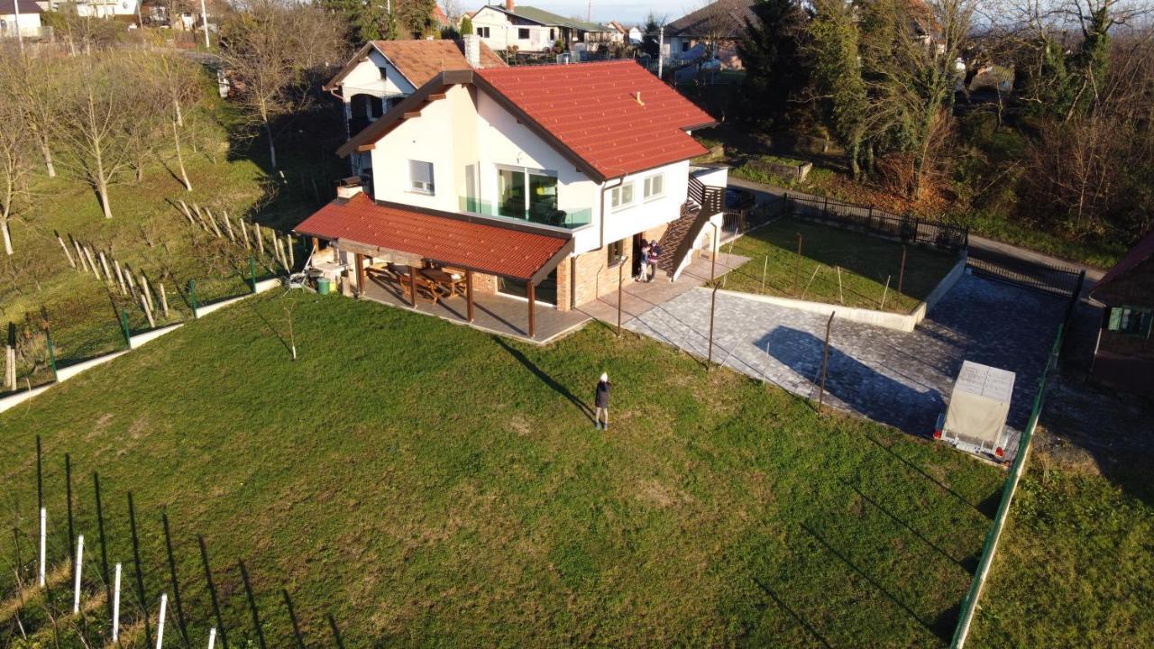 Апартаменты Apartman Grc Dugo Selo Экстерьер фото