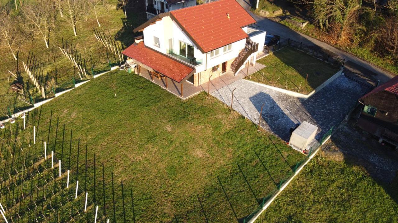 Апартаменты Apartman Grc Dugo Selo Экстерьер фото